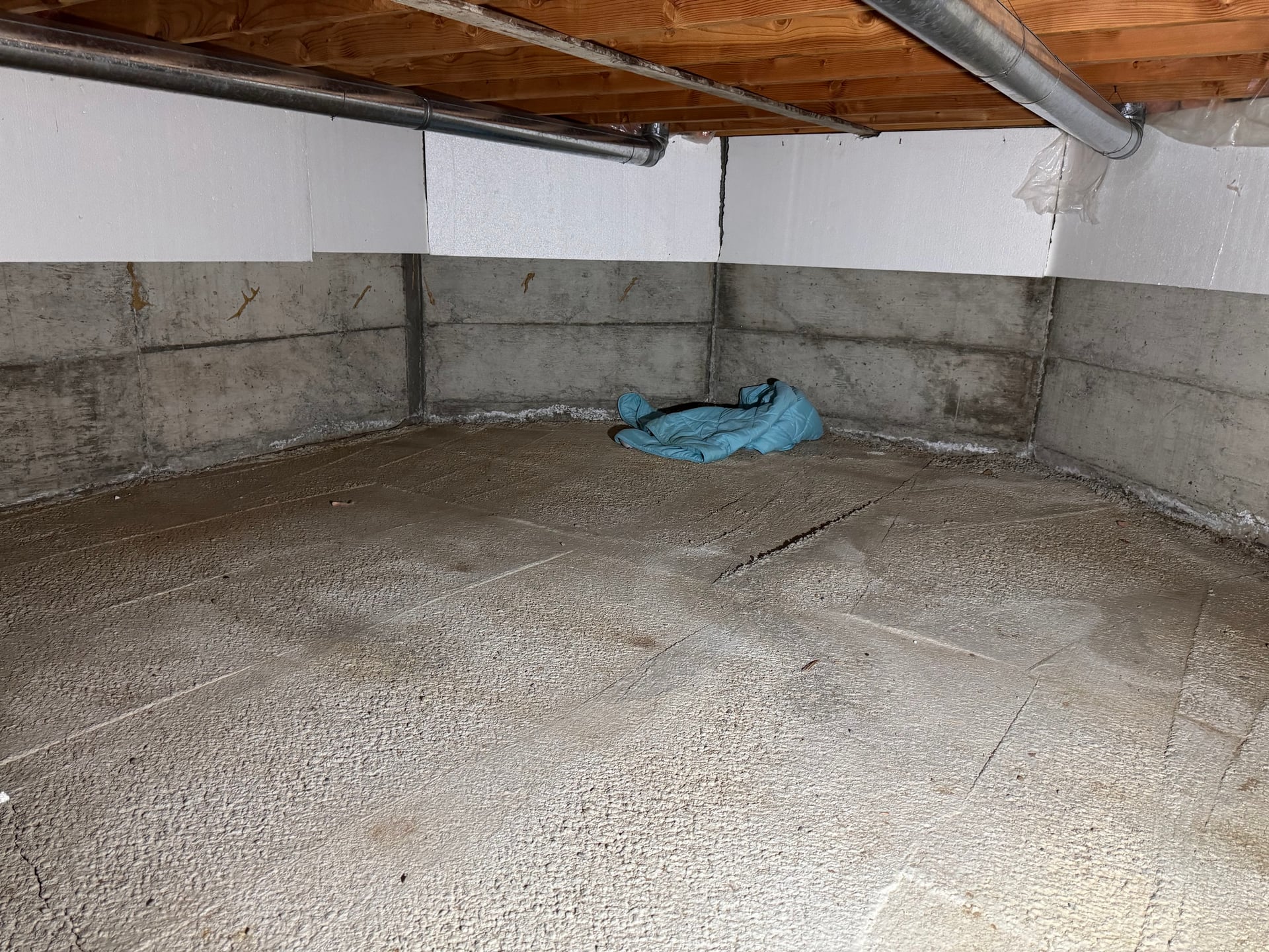 Crawl Space Decontamination